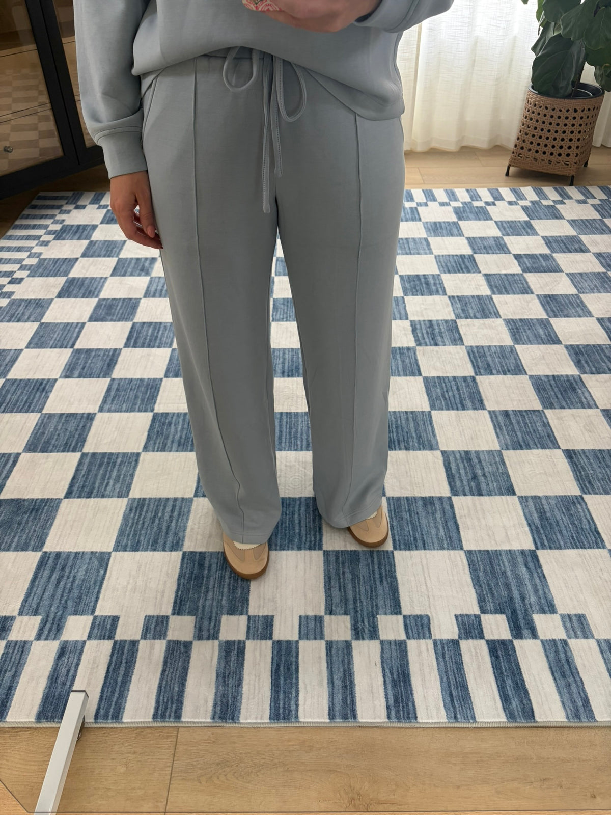 The Marlowe Wide-Leg Pants