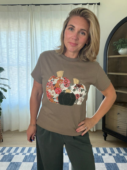 Autumn in Bloom Pumpkin Tee